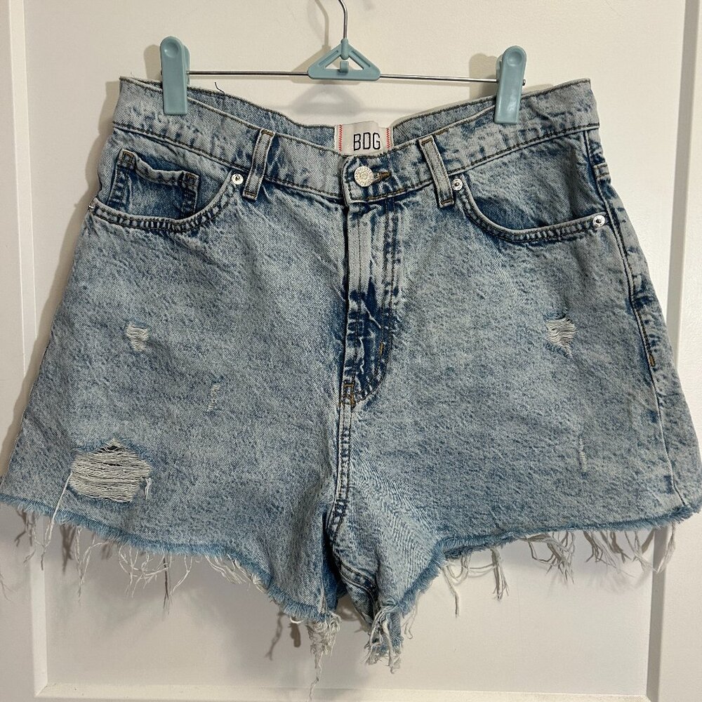 *NEW* BDG High Waisted Distressed Denim Shorts